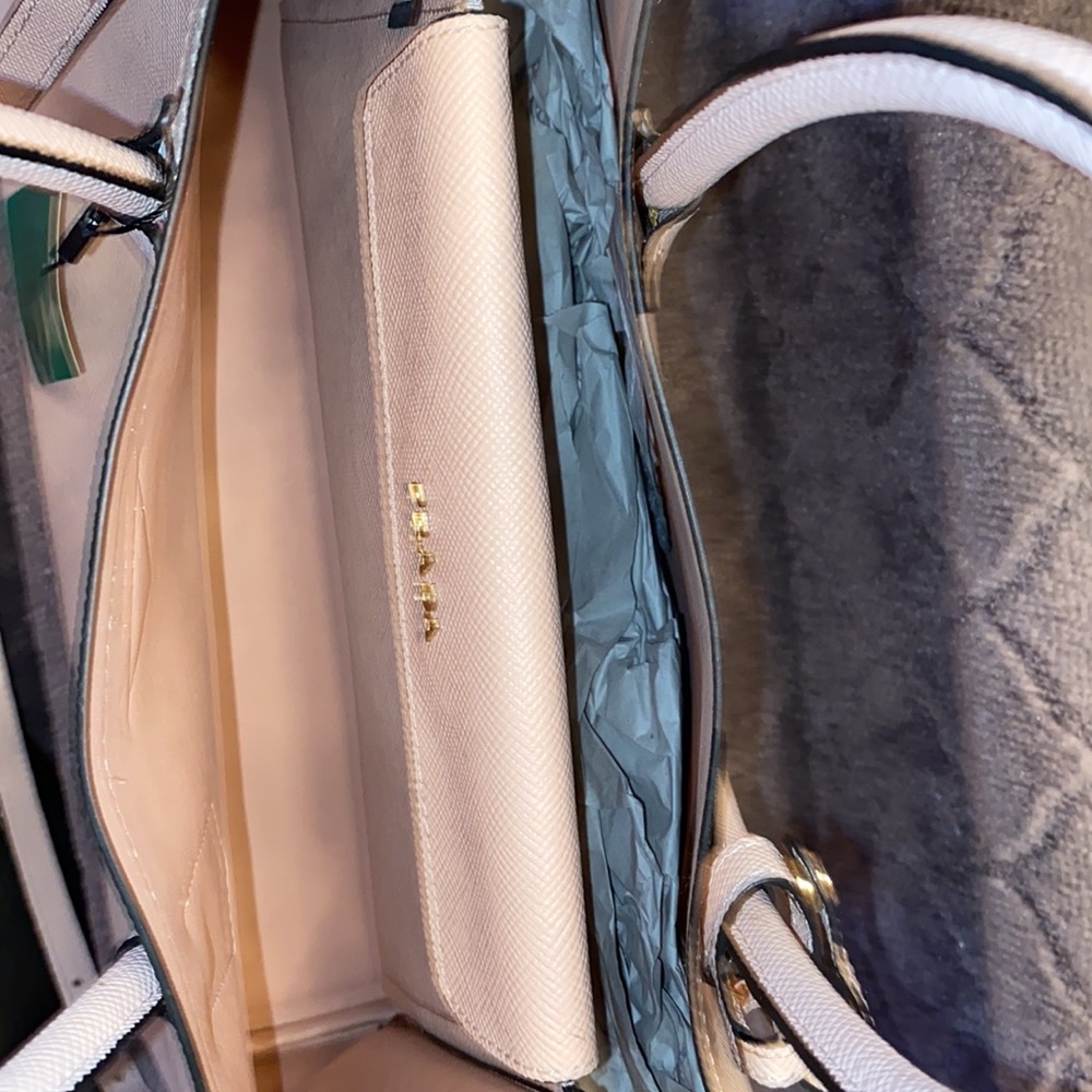PRADA purse - Picture 4 of 5